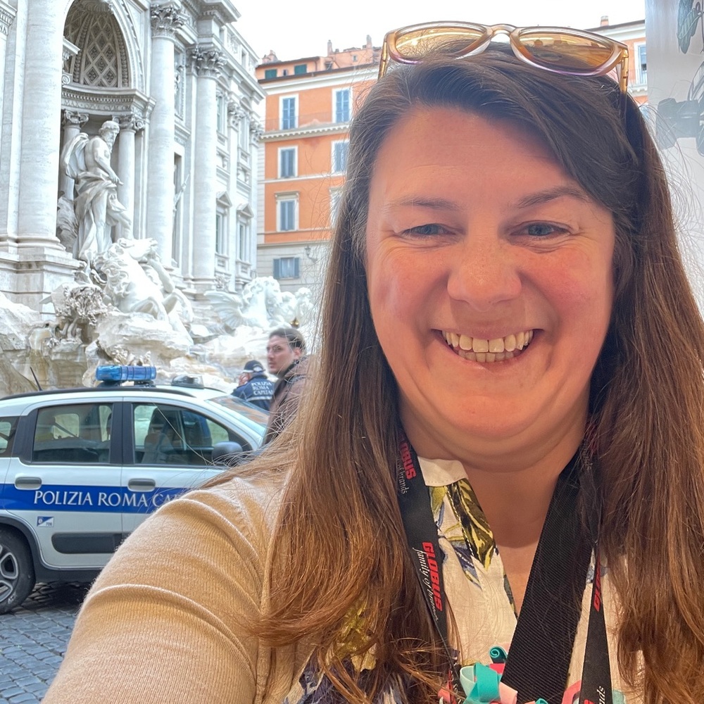Meet your Posher, Caroline